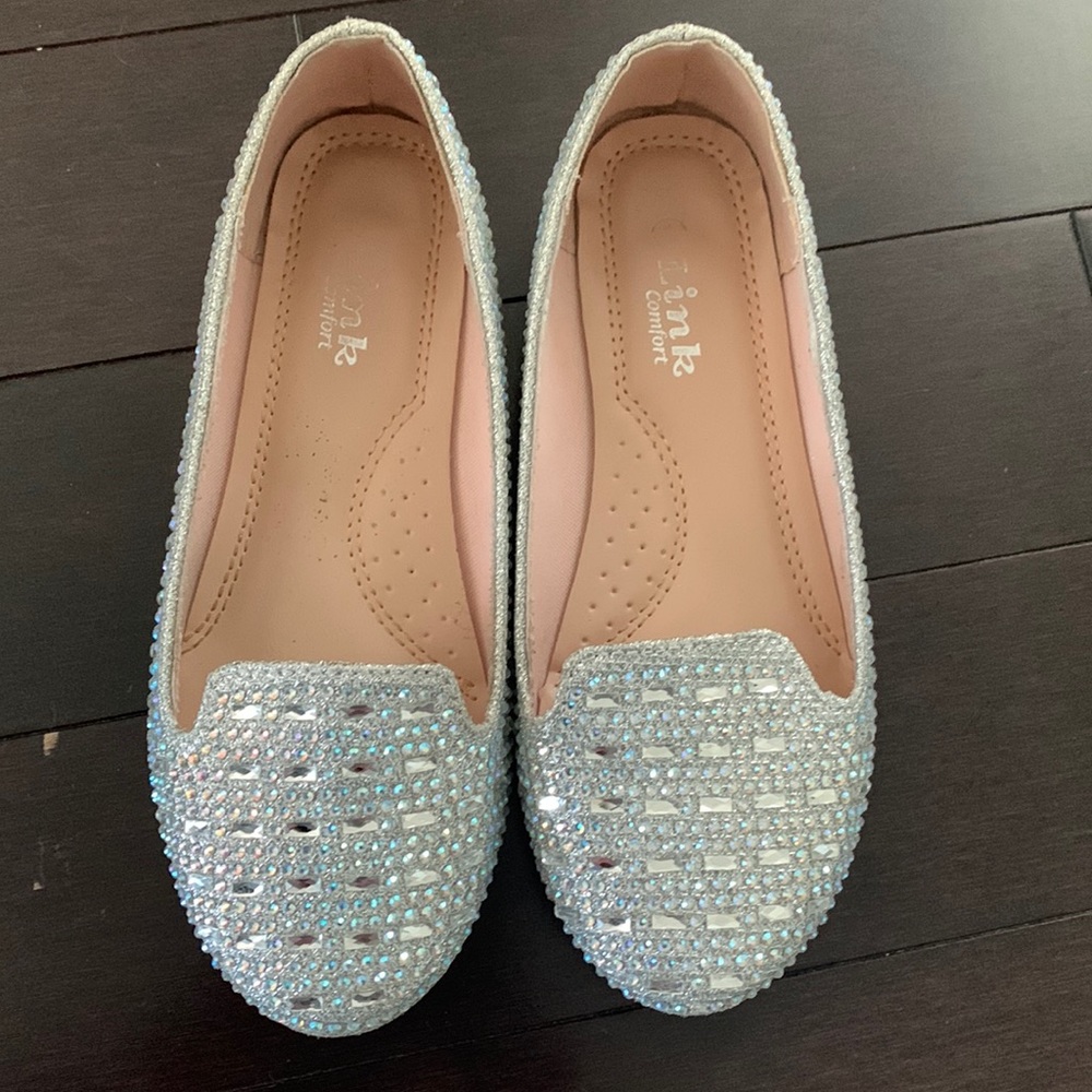 Girls shoes